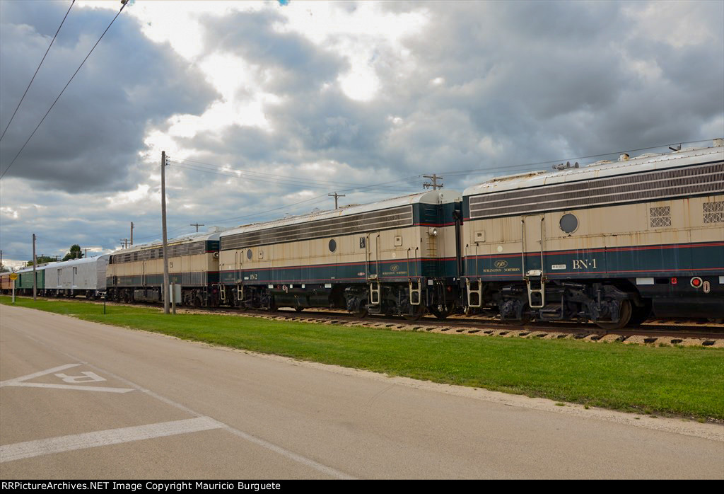 Burlington Northern F-9 A-B-AM Diesel Locomotive